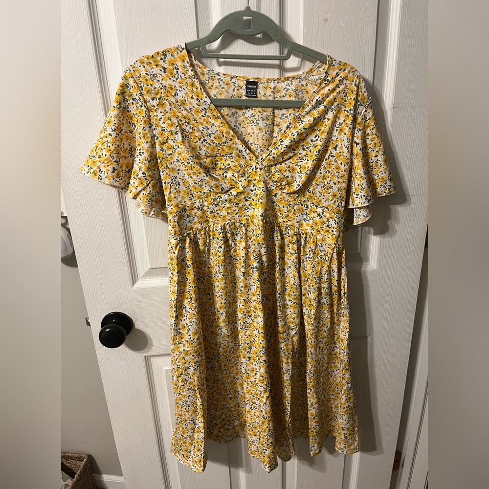 Yellow floral maternity dress